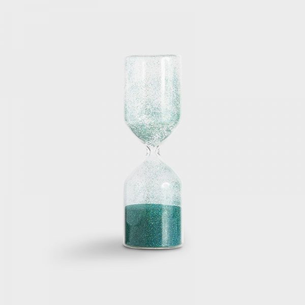 Questo intramontabile vetro glitterato verde è il regalo perfetto! Non indica il tempo